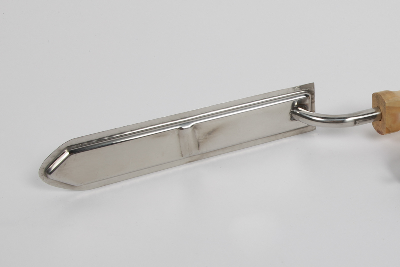 Couteau à désoperculer électrique avec manche en bois et lame de 27cm Couteau à désoperculer électrique avec manche en bois et lame de 27cm – Image 2