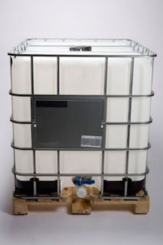 Cuve alimentaire 1000L sur palette d'occasion