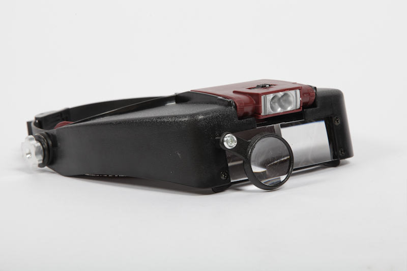 Loupe binoculaire frontale avec projecteur LED Loupe binoculaire frontale avec projecteur LED – Image 7